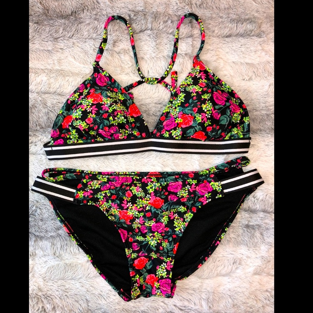 Xhilaration Floral Bikini Set